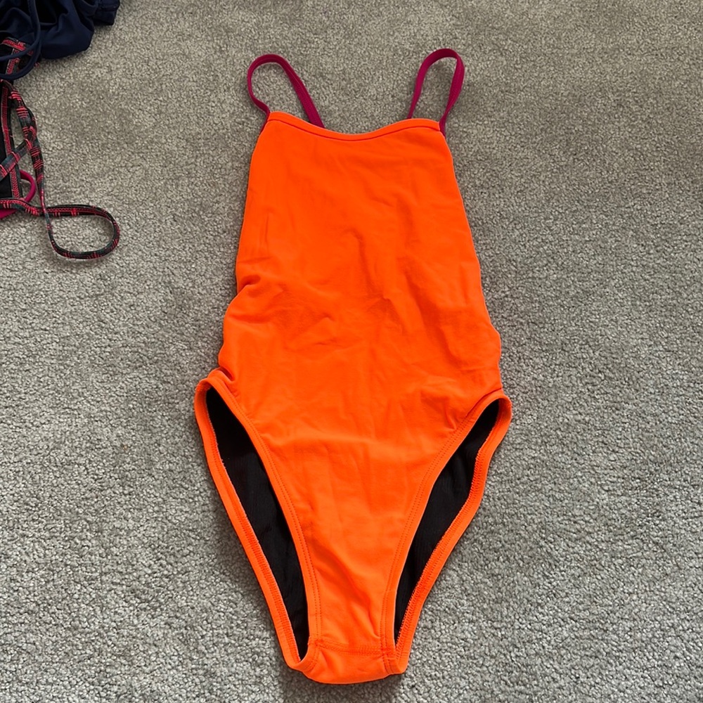 jolyn swimsuit! size 26 - in great condition!